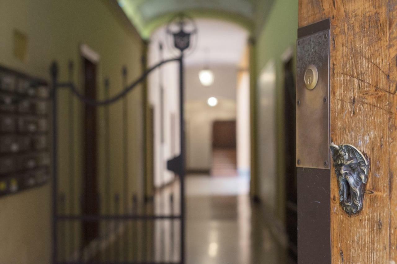 New Loft In The Heart Of Bologna 2 Apartment Bagian luar foto