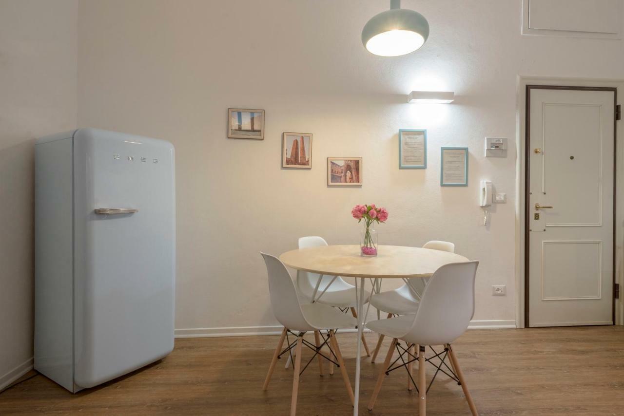 New Loft In The Heart Of Bologna 2 Apartment Bagian luar foto