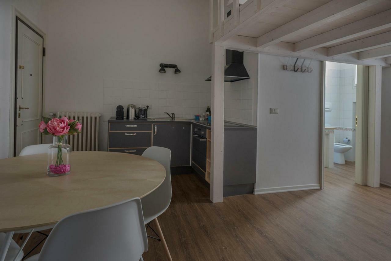 New Loft In The Heart Of Bologna 2 Apartment Bagian luar foto
